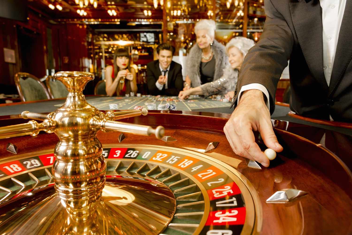 6pgm Live Dealer Card Game တွင် Baccarat ကစားနေသော မြန်မာ ကစားသမား